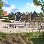 Detached House With Wine Fridge, In A Holiday Park, Beach Just 1 2 Km